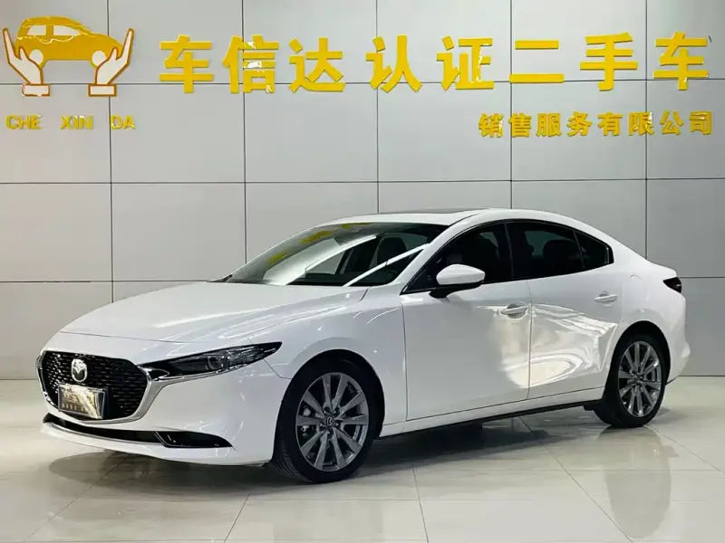 Mazda 3 Axela, 2024
