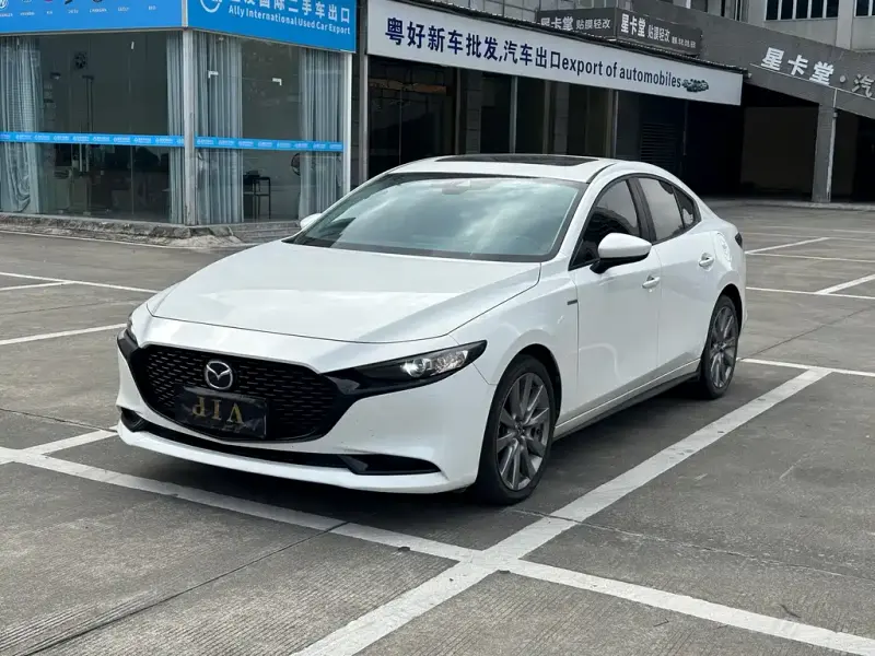 Mazda 3 Axela, 2023
