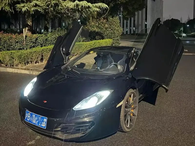 McLaren 12C, 2013