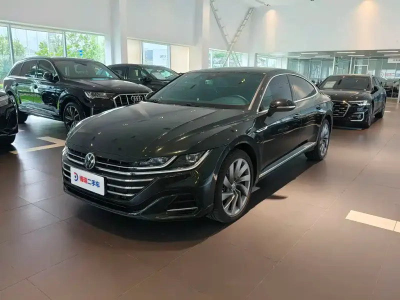 Volkswagen CC, 2025