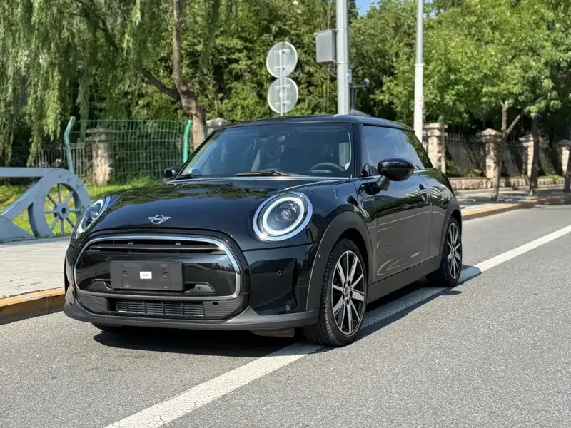 MINI Mini, 2024