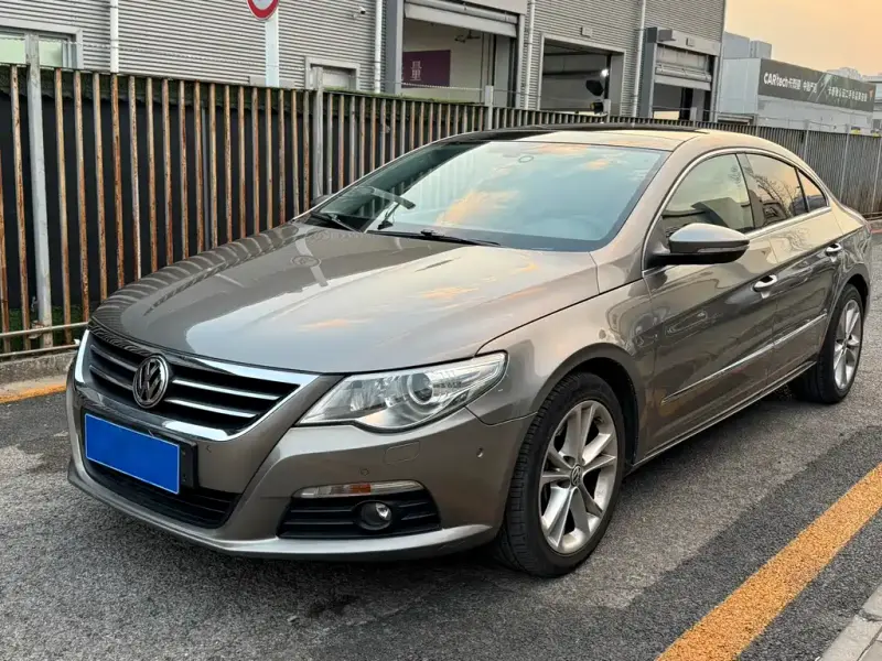 Volkswagen CC, 2011