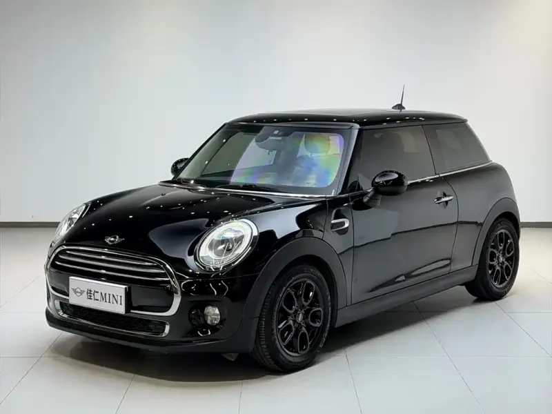 MINI Mini, 2015