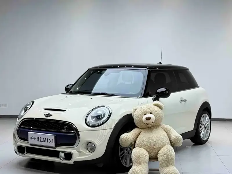 MINI Mini, 2015