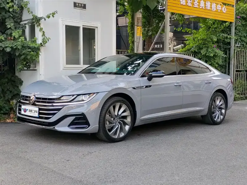 Volkswagen CC, 2025