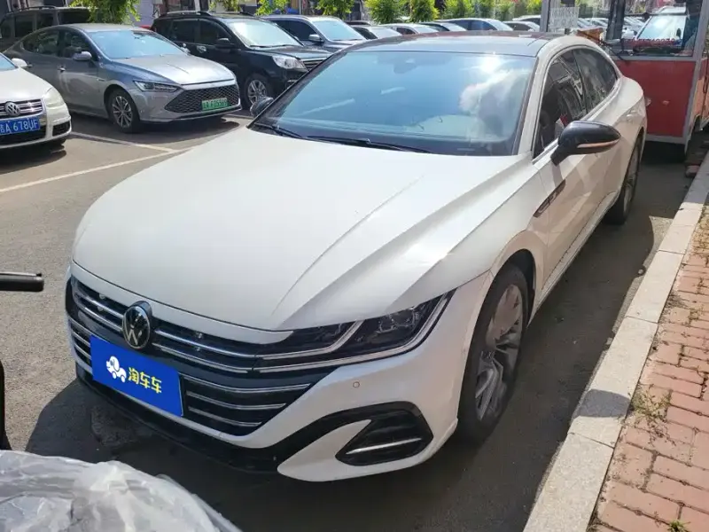 Volkswagen CC, 2024