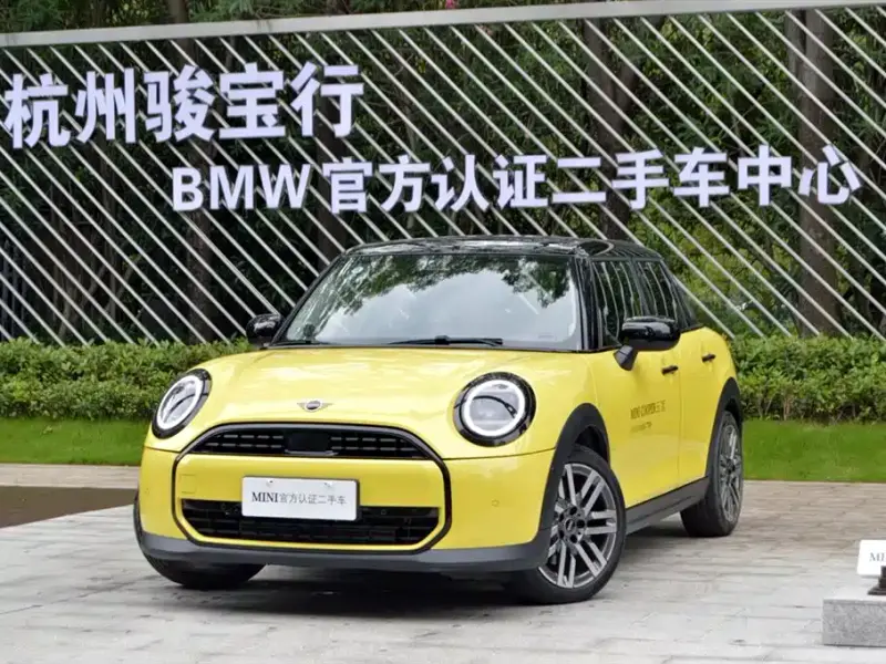 MINI Mini, 2024
