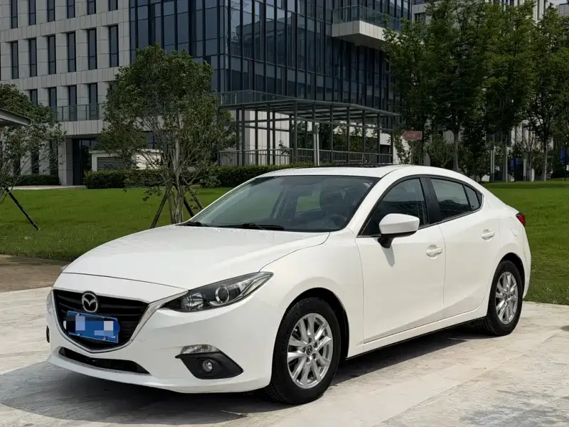 Mazda 3 Axela, 2016 — фото 1