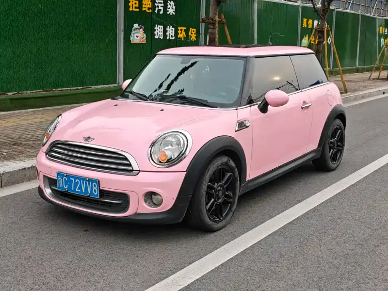 MINI Mini, 2012
