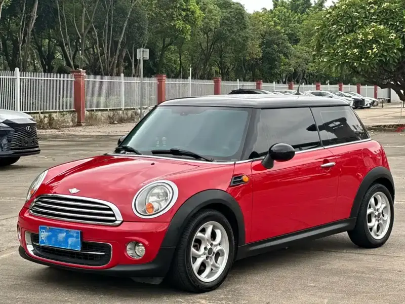MINI Mini, 2014