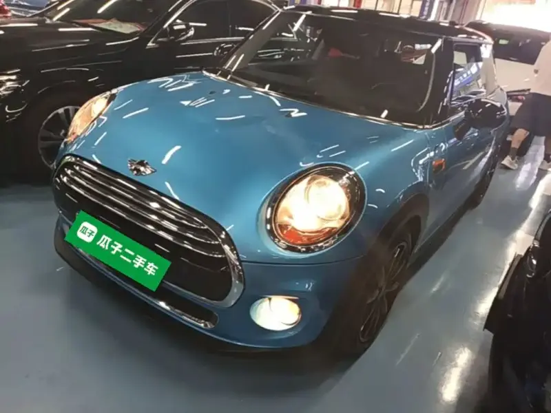 MINI Mini, 2015