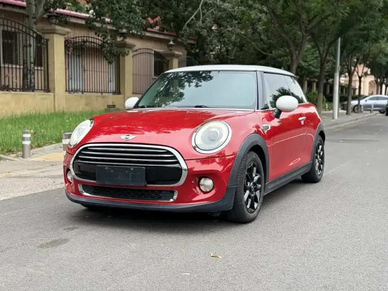 MINI Mini, 2015