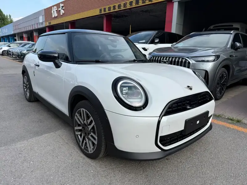 MINI Mini, 2026