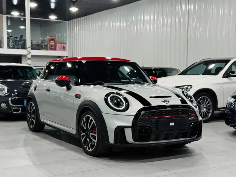 MINI JCW, 2022