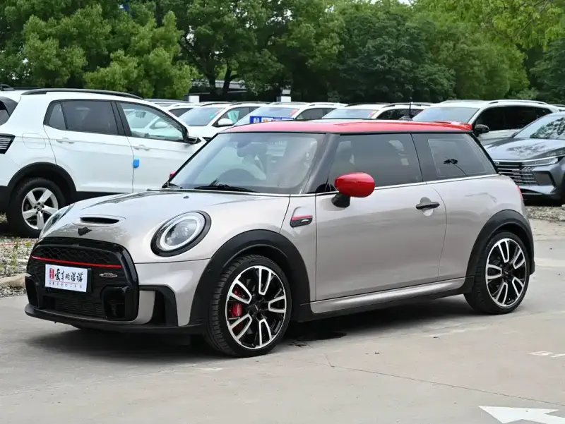 MINI JCW, 2022