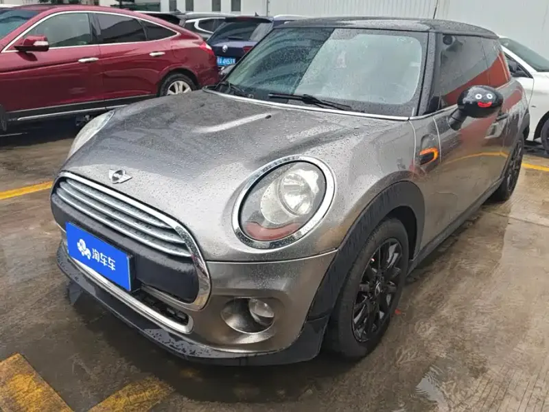 MINI Mini, 2014