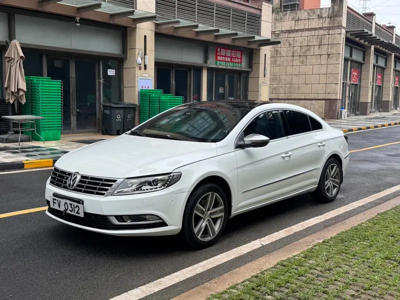 Volkswagen CC, 2015