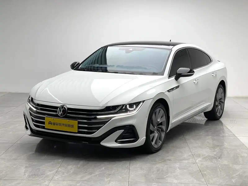 Volkswagen CC, 2024