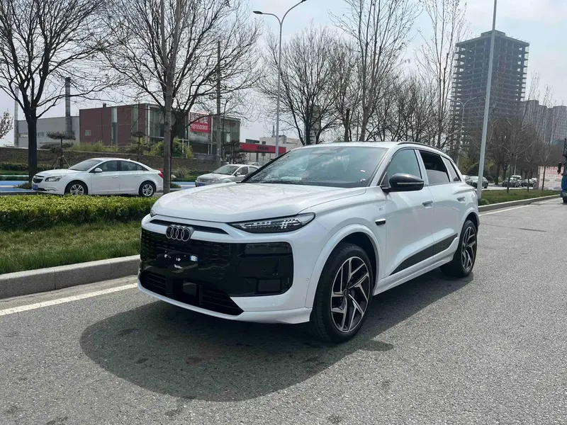 Audi Q6L e-tron, 2026
