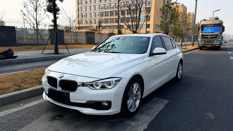 BMW 3-Series, 2016