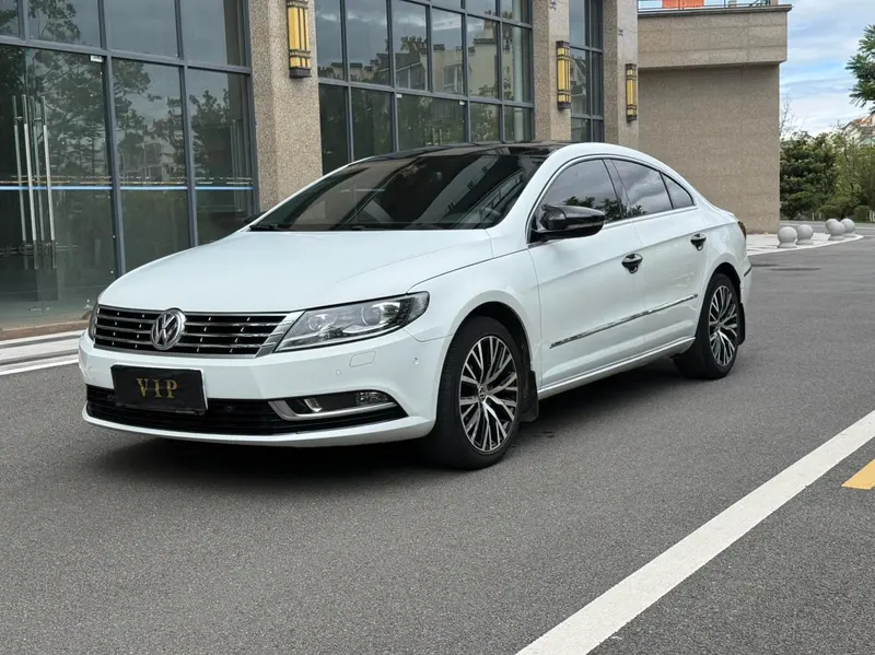Volkswagen CC, 2015