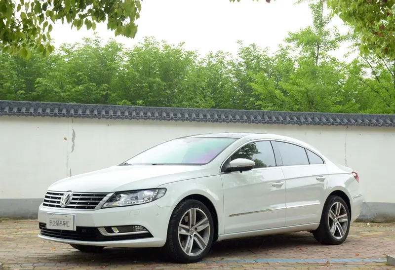 Volkswagen CC, 2015