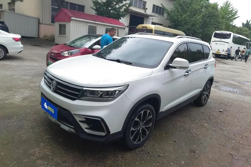 Dongfeng Fengxing Jingyi X5, 2017