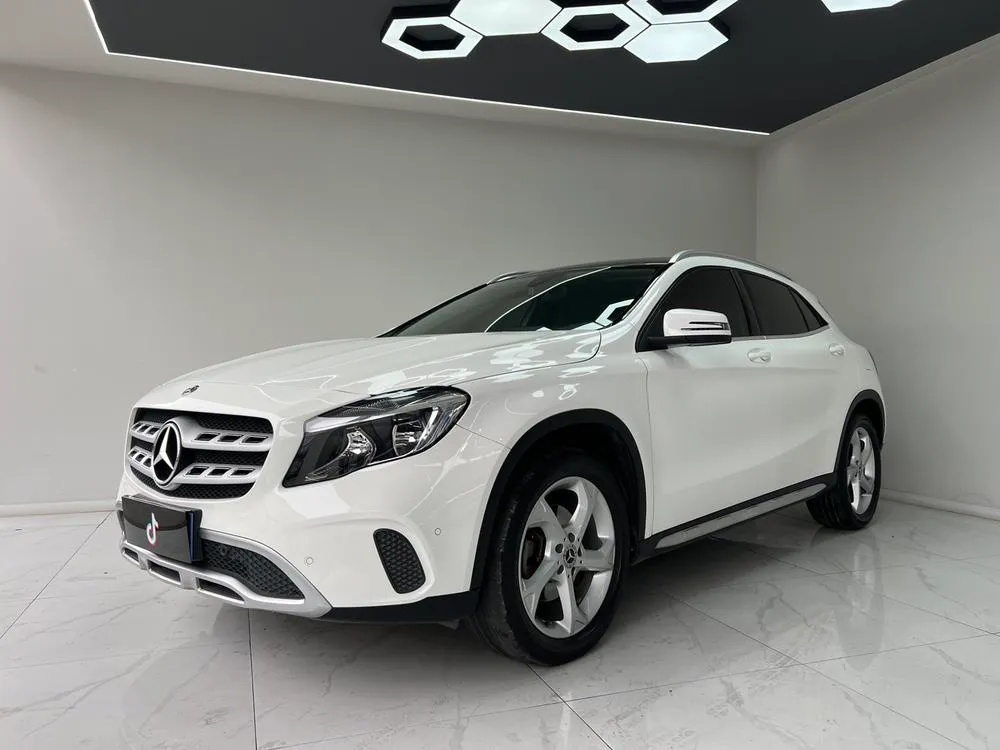 Mercedes-Benz GLA, 2017