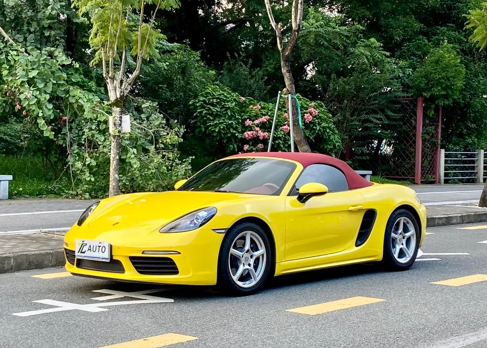 Porsche 718, 2023