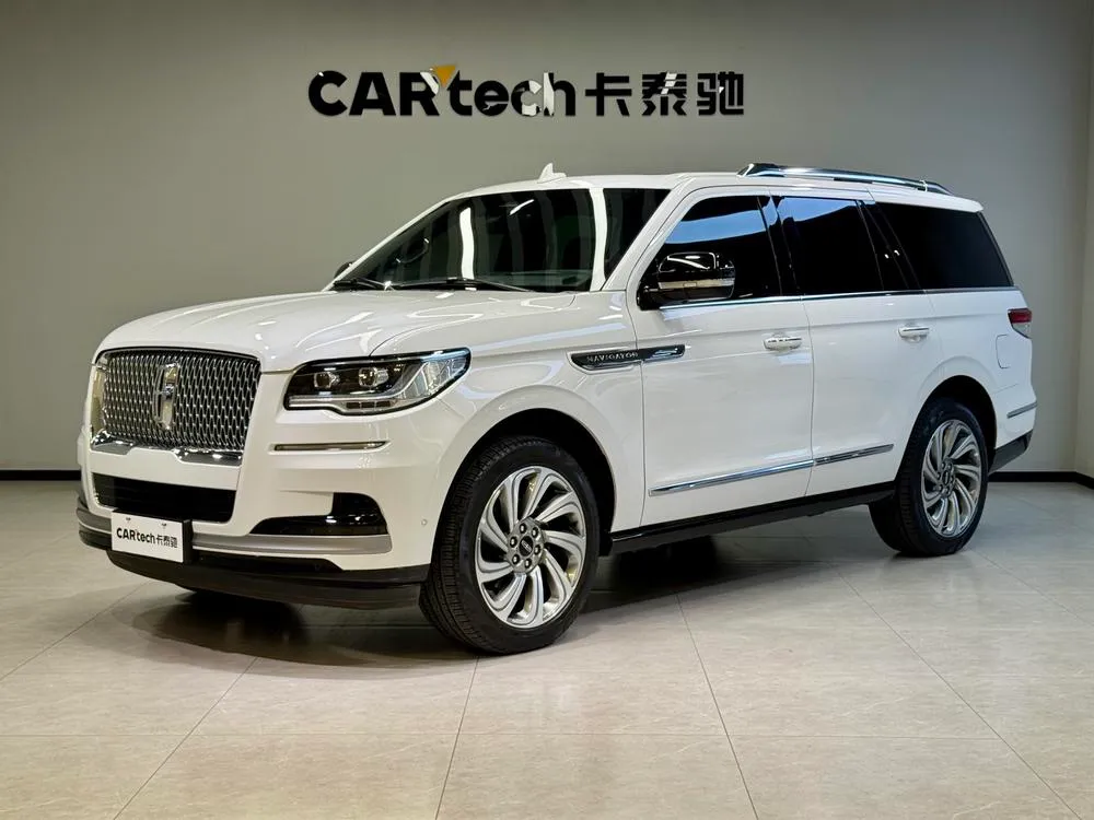 Lincoln Navigator, 2022