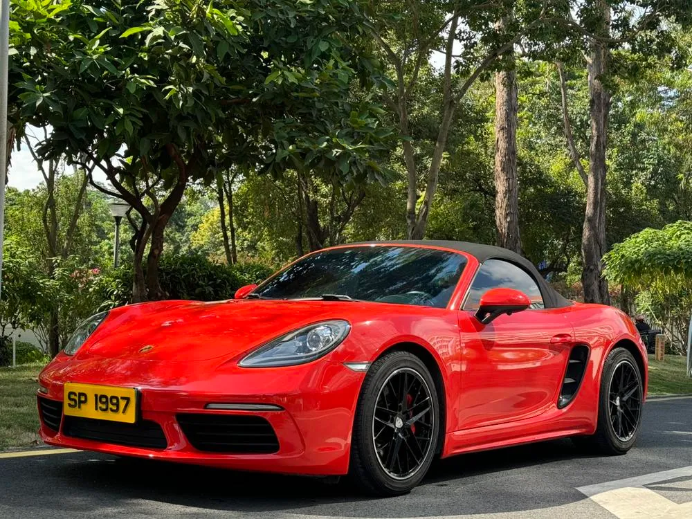 Porsche 718, 2016