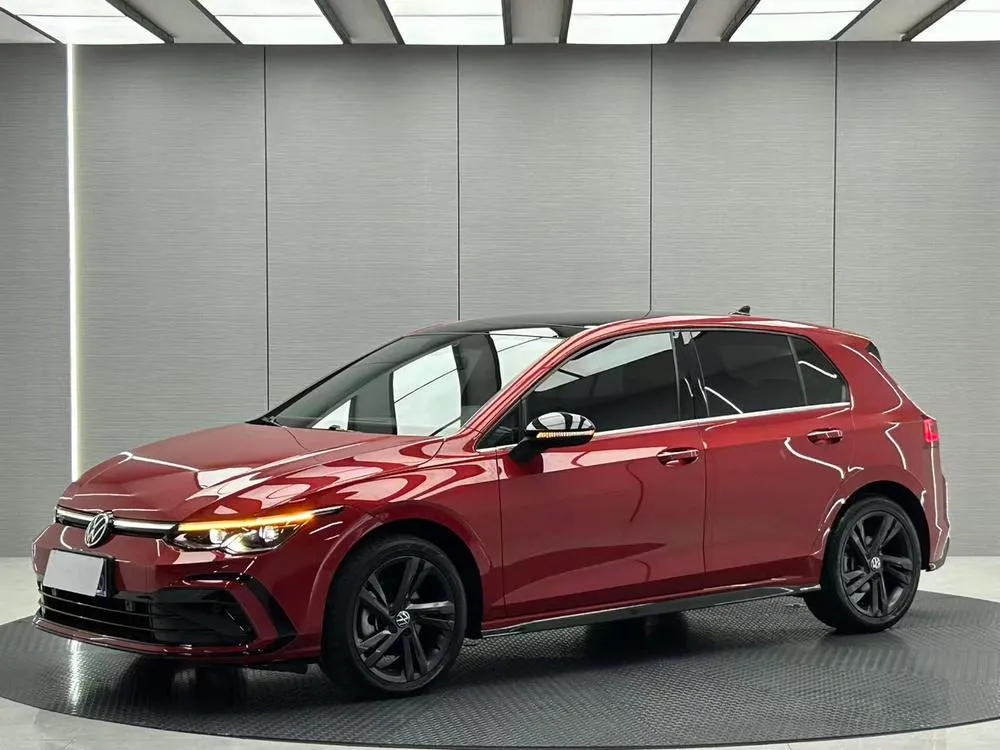Volkswagen Golf, 2021