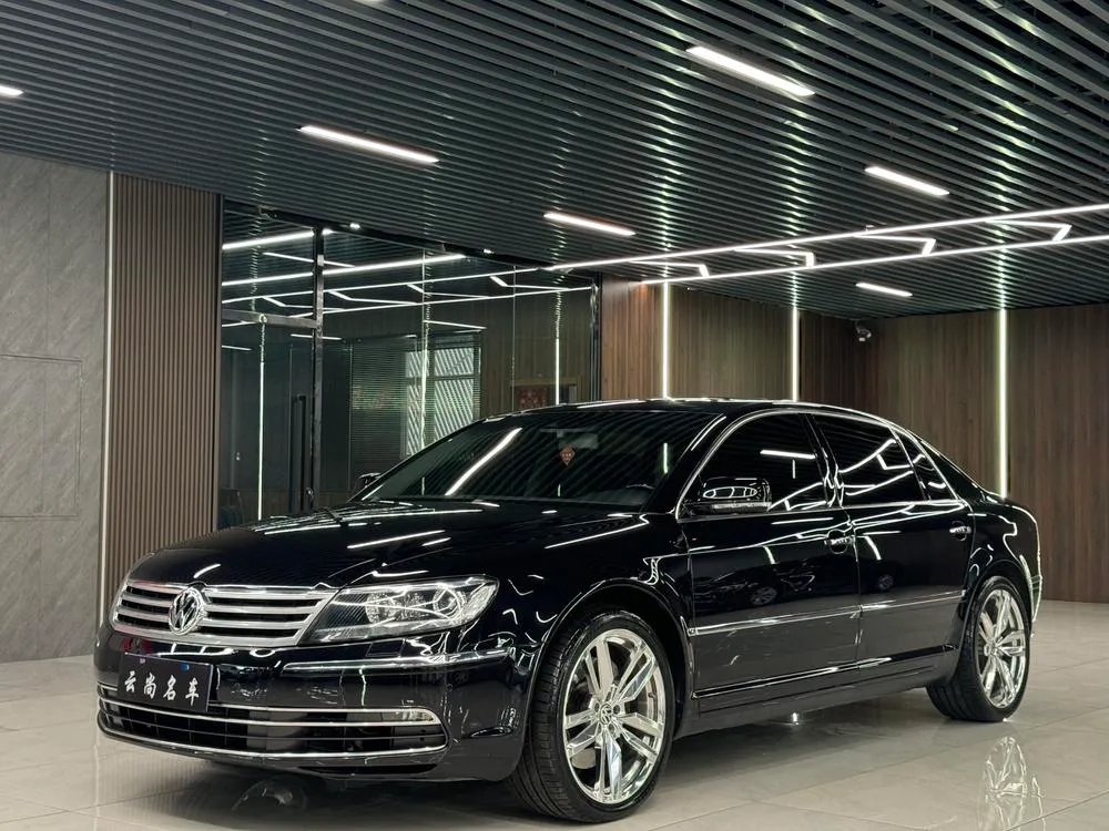 Volkswagen Phaeton, 2015