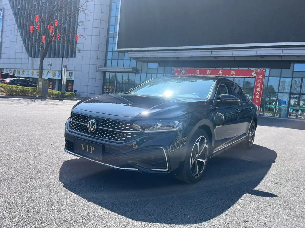 Volkswagen Passat, 2023