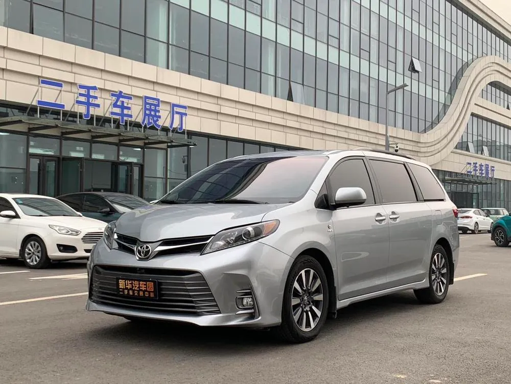 Toyota Sienna, 2019