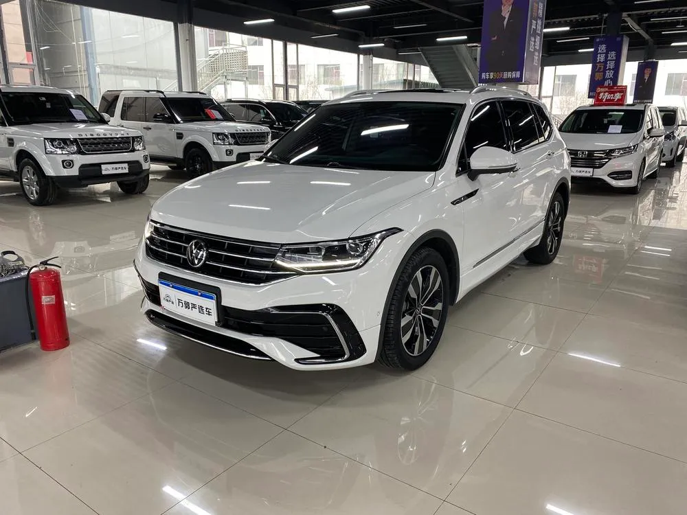Volkswagen Tiguan L, 2022