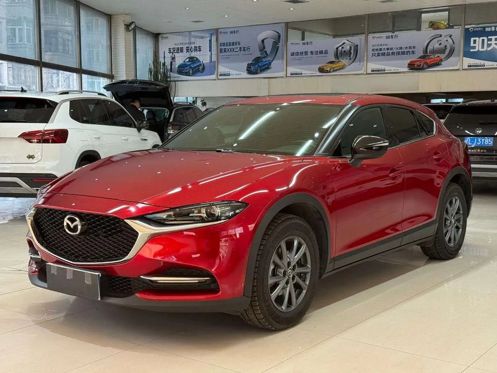 Mazda CX-4, 2021