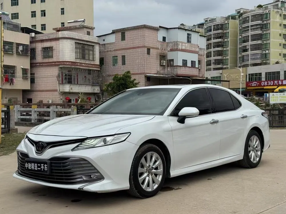 Toyota Camry, 2019