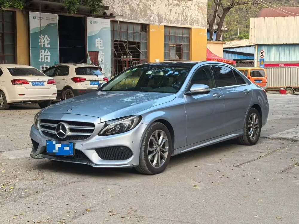 Mercedes-Benz C-Class, 2015