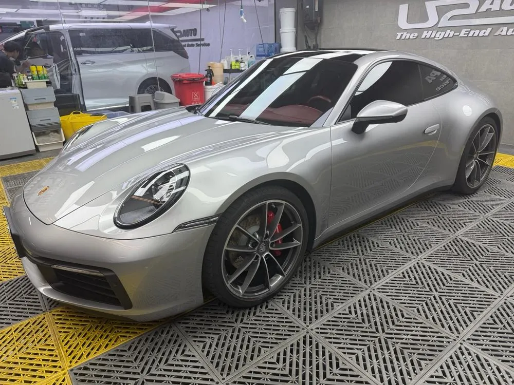 Porsche 911, 2023
