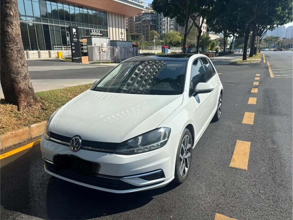 Volkswagen Golf, 2020