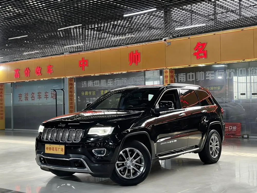 Jeep Grand Cherokee (Import), 2015