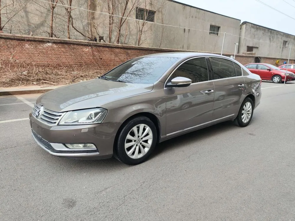 Volkswagen Magotan, 2012