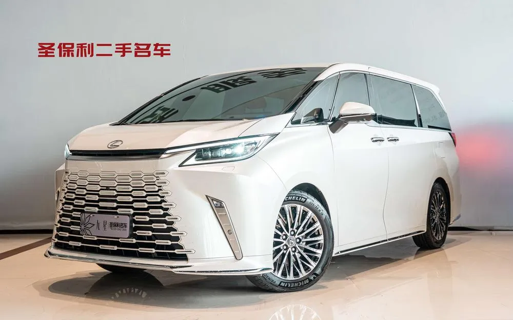 Lexus LM, 2023