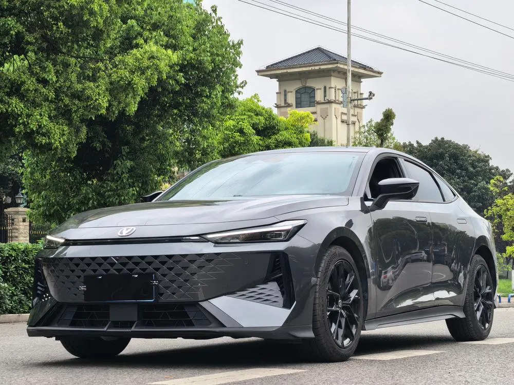 Changan UNI-V, 2024