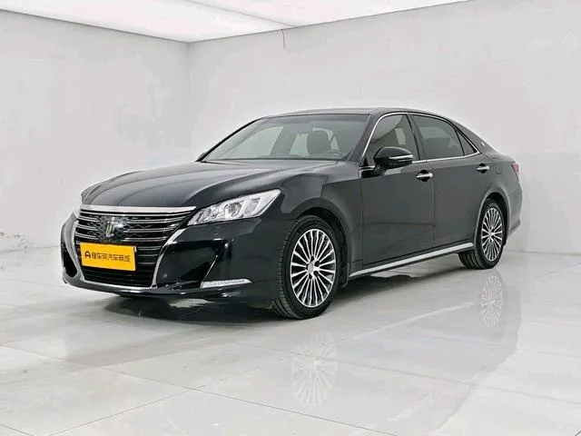 Toyota Crown, 2018