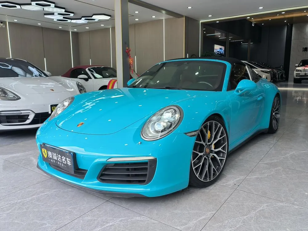 Porsche 911, 2016