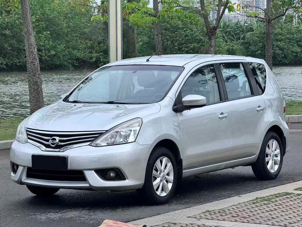 Nissan Livina, 2013