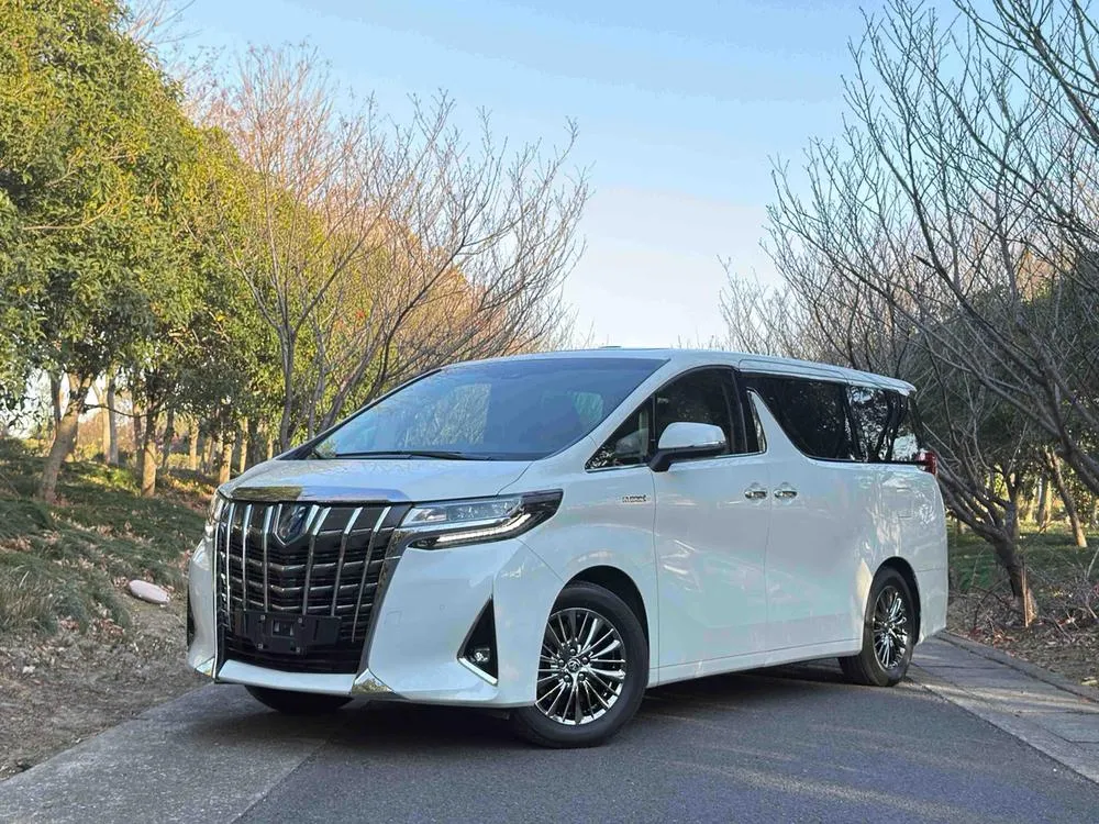 Toyota Alphard, 2021