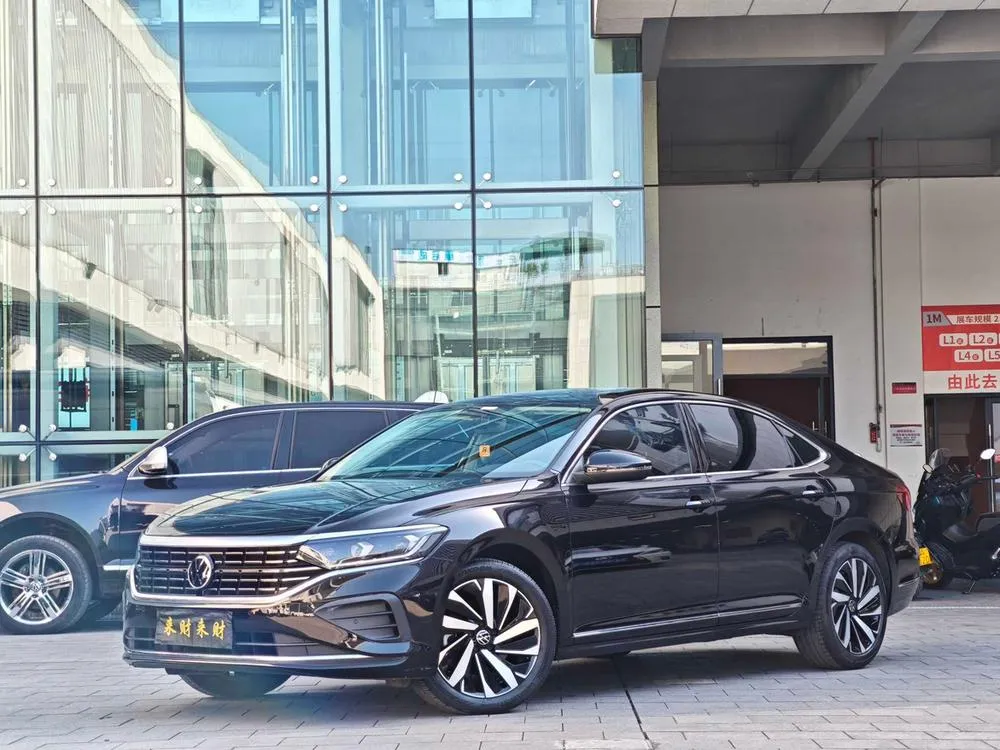 Volkswagen Passat, 2025